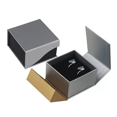 Collapsible Earring Gift Box with Magnetic Closure